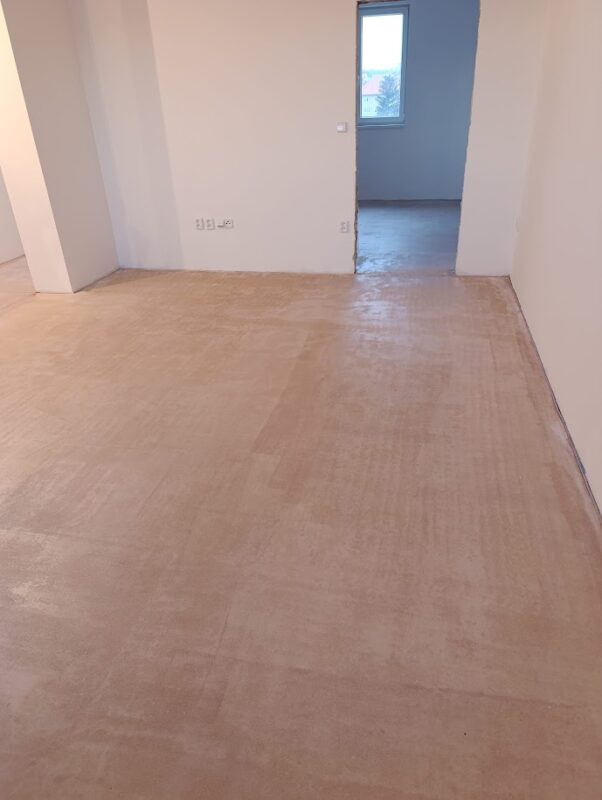 https://www.nausstavby.cz/wp-content/uploads/2025/02/69319c8b-e85d-4456-bad3-42703d953a05.jpg
